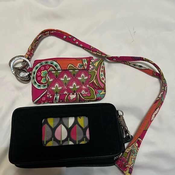 Vera Bradley Black Fabric Zip Around Wallet & Pink Floral VB ID Lanyard - Picture 1 of 14